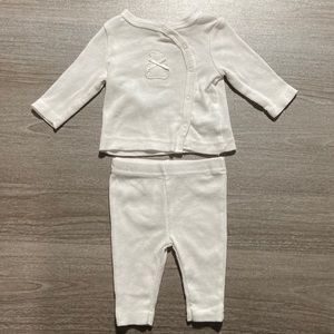 Pants/Sweater Outfit